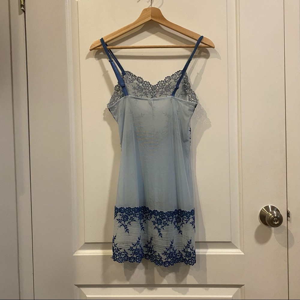 Wacoal Lace Floral Slip - Picture 3 of 3